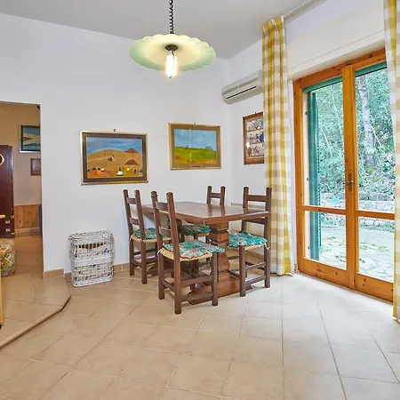 Bagnaia Apartamento Cavo